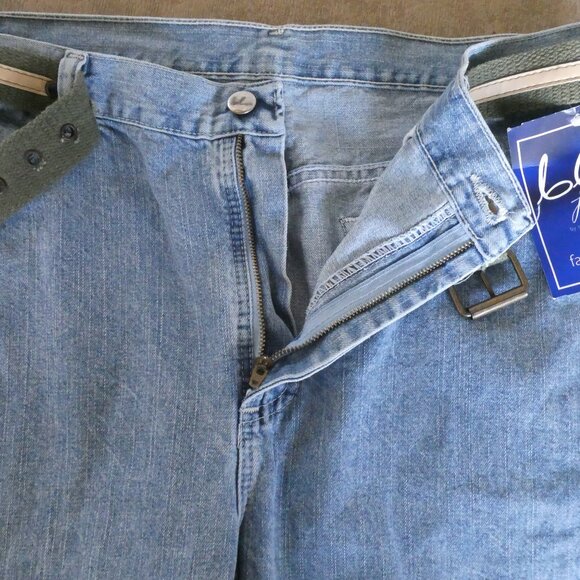 Blu Jeans by Lee - Capri NWT Size 14 - Picture 4 of 9